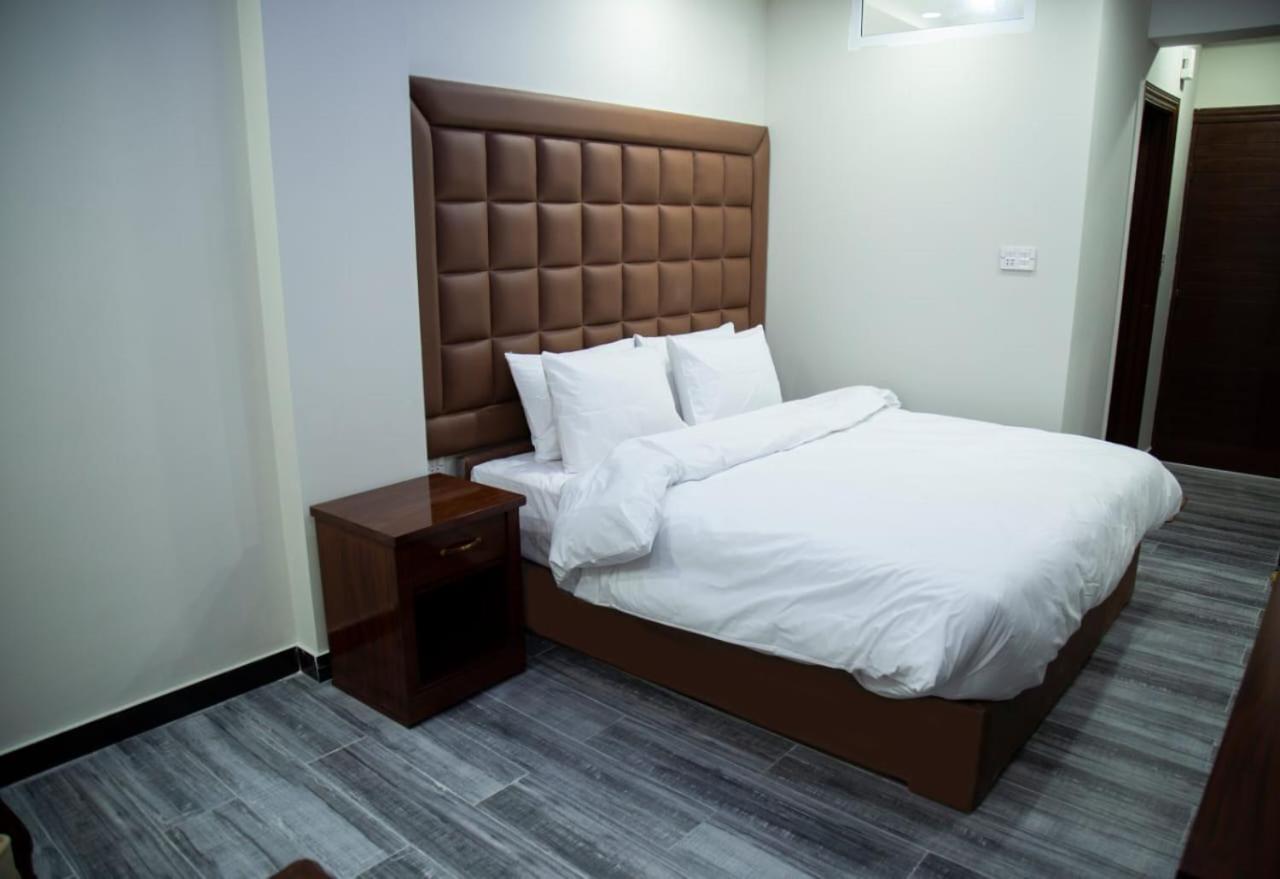 Jumeirah Gold Hotel Naran Kültér fotó